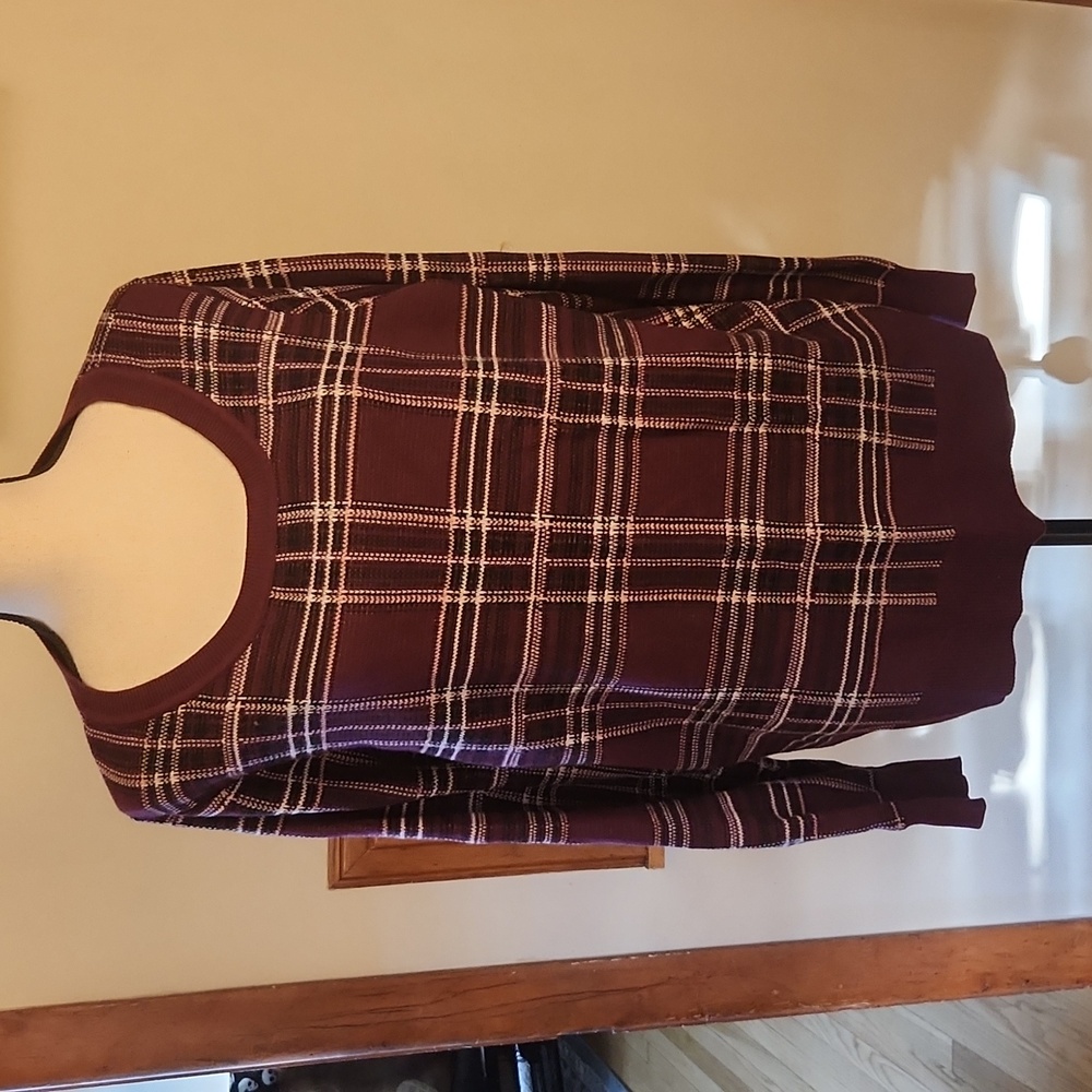Torrid Maroon Plaid Sweater Size 2 (18/20)